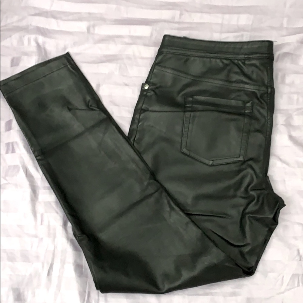 DG2 Diane Gilman Faux Leather 5 Pocket Pants